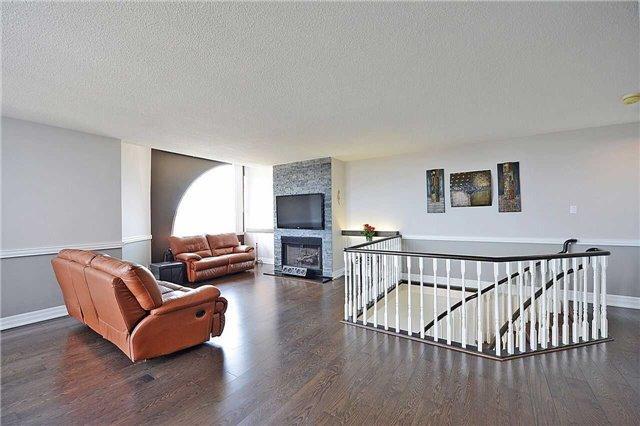 up02 - 25 Fairview Rd W, Condo with 3 bedrooms, 3 bathrooms and 2 parking in Mississauga ON | Image 14