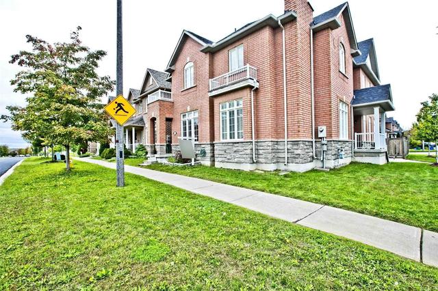 2038 Bur Oak Ave, House semidetached with 3 bedrooms, 4 bathrooms and 2 parking in Markham ON | Image 17