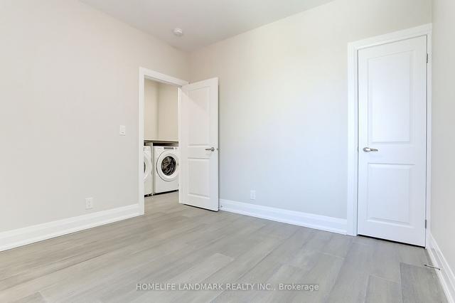 213 Osler St, House attached with 4 bedrooms, 3 bathrooms and 2 parking in Toronto ON | Image 21