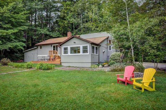 44 Joseph St, House detached with 4 bedrooms, 3 bathrooms and 6 parking in Muskoka Lakes ON | Image 2