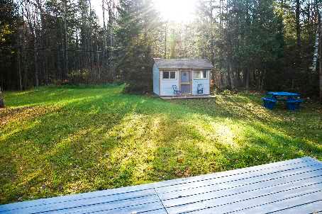 1024 Fieldale Rd, House detached with 2 bedrooms, 1 bathrooms and 5 parking in Lake of Bays ON | Image 7