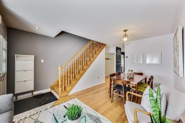 77 Brickworks Lane, Townhouse with 2 bedrooms, 3 bathrooms and 1 parking in Toronto ON | Image 1
