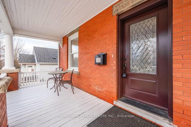 117 Grange St, House detached with 5 bedrooms, 4 bathrooms and 6 parking in Guelph ON | Image 19