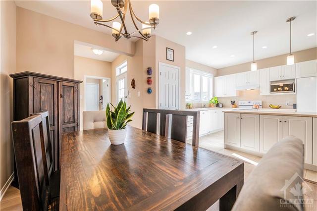 404 Sweetflag Street, Townhouse with 3 bedrooms, 3 bathrooms and 2 parking in Ottawa ON | Image 12