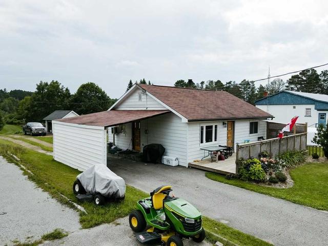 5084 County Rd 503, House detached with 2 bedrooms, 1 bathrooms and 5 parking in Trent Lakes ON | Image 22
