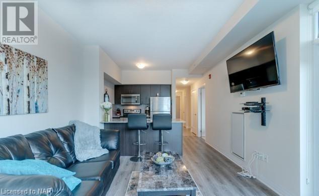 207 - 10 Concord Place, Condo with 1 bedrooms, 1 bathrooms and 1 parking in Grimsby ON | Image 8