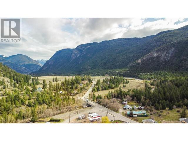 852 First Avenue, House detached with 1 bedrooms, 1 bathrooms and 2 parking in Okanagan Similkameen G BC | Image 37