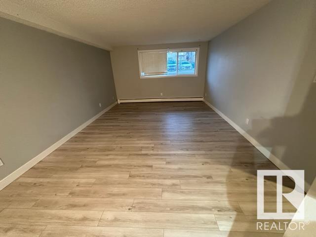 103 - 10631 105 St Nw, Condo with 2 bedrooms, 1 bathrooms and null parking in Edmonton AB | Image 6