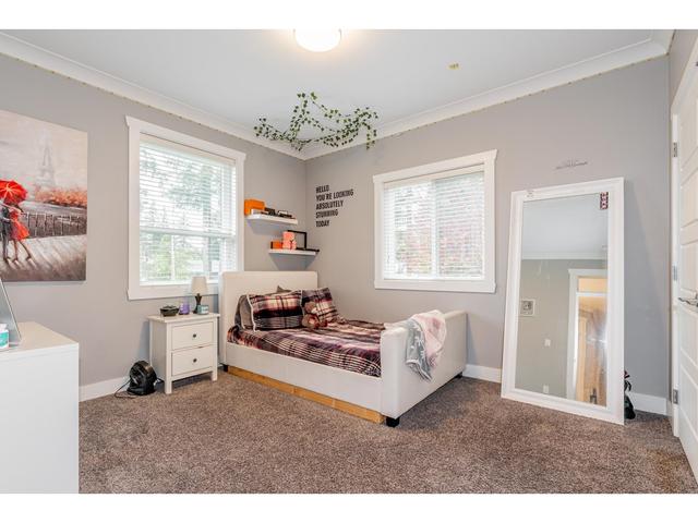 3538 198a Street, House detached with 4 bedrooms, 3 bathrooms and 17 parking in Langley BC | Image 31