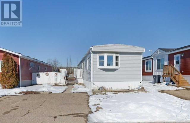 97 Willow Avenue, Home with 3 bedrooms, 2 bathrooms and 2 parking in Brooks AB | Image 22