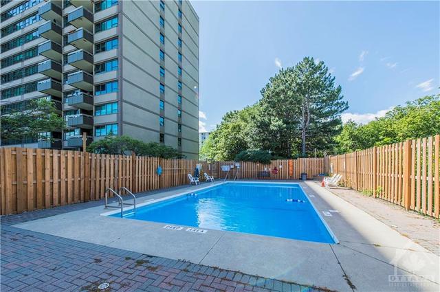 106 - 555 Brittany Drive, Condo with 2 bedrooms, 2 bathrooms and 1 parking in Ottawa ON | Image 30