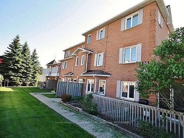4 - 500 Essa Rd, Condo with 3 bedrooms, 2 bathrooms and 1 parking in Barrie ON | Image 1