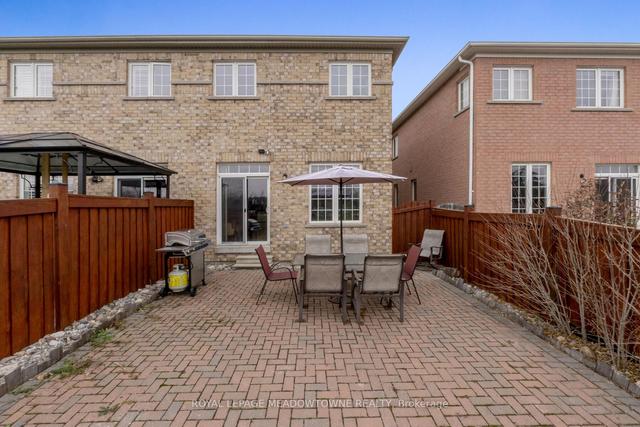 5328 Bellaggio Cres, House semidetached with 3 bedrooms, 4 bathrooms and 3 parking in Mississauga ON | Image 29