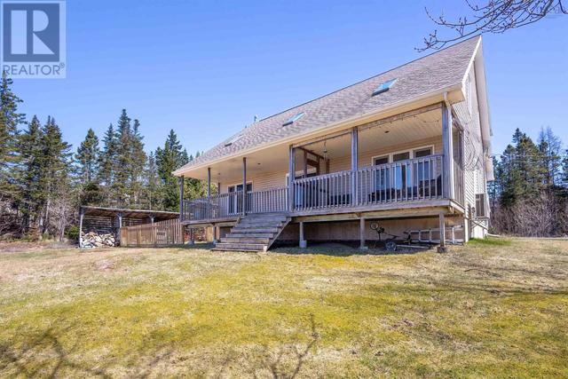 947 Intervale Road, House detached with 3 bedrooms, 1 bathrooms and null parking in Cape Breton NS | Image 2