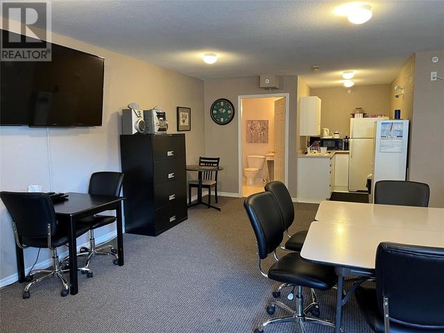 3808 - 35 Avenue Unit# 301, Condo with 2 bedrooms, 2 bathrooms and 1 parking in Vernon BC | Image 27