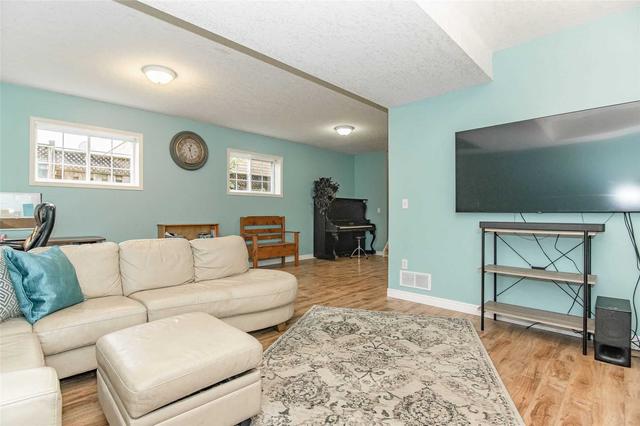 24 Mccurdy Rd, House detached with 3 bedrooms, 4 bathrooms and 5 parking in Guelph ON | Image 15