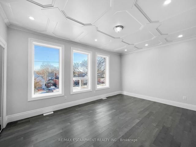 116 East 21st St, House detached with 4 bedrooms, 5 bathrooms and 5 parking in Hamilton ON | Image 11