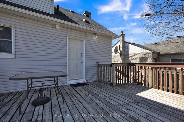 83 Norfolk Ave, House detached with 2 bedrooms, 2 bathrooms and 3 parking in Cambridge ON | Image 21