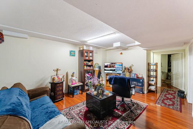 21 Bighorn Cres, House detached with 4 bedrooms, 4 bathrooms and 6 parking in Brampton ON | Image 28