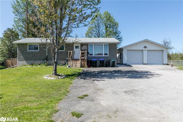 2928 11 Highway, House detached with 5 bedrooms, 3 bathrooms and 8 parking in Oro Medonte ON | Image 1