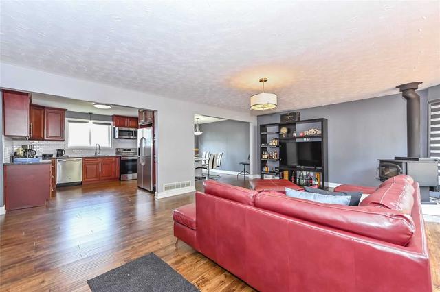 5527 Trafalgar Rd, House detached with 3 bedrooms, 2 bathrooms and 12 parking in Erin ON | Image 35