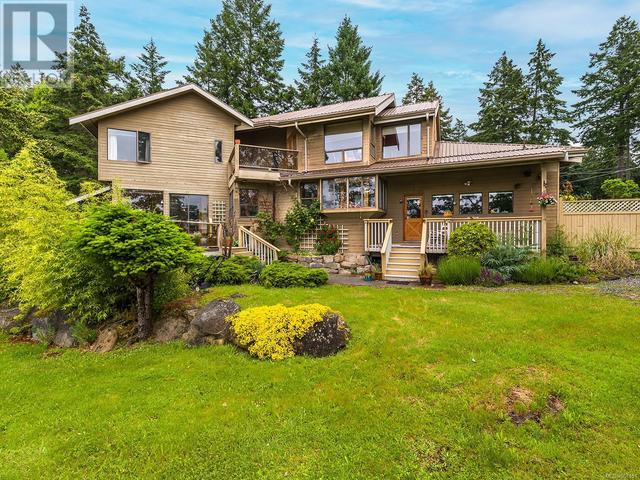 2565 Islands View Dr, House detached with 5 bedrooms, 3 bathrooms and 6 parking in Nanaimo B BC | Image 2