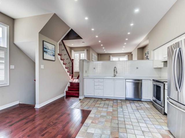 26 Guildpark Ptwy, Condo with 3 bedrooms, 3 bathrooms and 2 parking in Toronto ON | Image 27