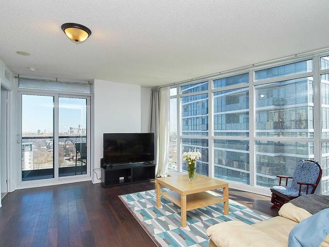 904 - 5 Valhalla Inn Rd, Condo with 2 bedrooms, 2 bathrooms and 1 parking in Toronto ON | Image 7