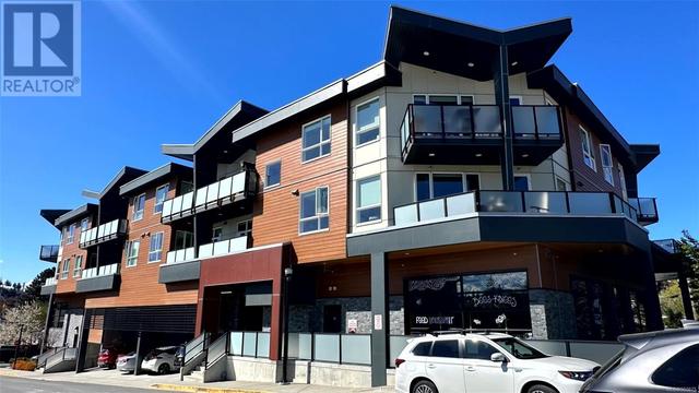 201 - 525 3rd St, Condo with 2 bedrooms, 1 bathrooms and 2 parking in Nanaimo BC | Image 3