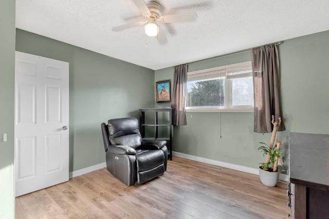 44 Deerfield Drive Se, House detached with 3 bedrooms, 2 bathrooms and 5 parking in Calgary AB | Image 16
