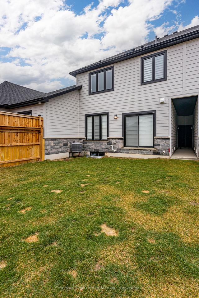 251 Winlow Way N, House attached with 3 bedrooms, 3 bathrooms and 3 parking in Middlesex Centre ON | Image 33
