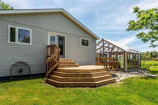 885 Aikens Rd, House detached with 3 bedrooms, 2 bathrooms and 8 parking in Haldimand County ON | Image 34