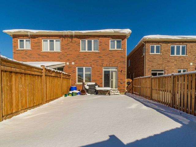 114 Narbonne Cres, House semidetached with 3 bedrooms, 3 bathrooms and 2 parking in Hamilton ON | Image 13