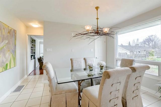 14 Alphonse Cres, House detached with 3 bedrooms, 3 bathrooms and 5 parking in Mississauga ON | Image 5