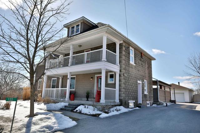 122 Main St N, House detached with 3 bedrooms, 3 bathrooms and 10 parking in Milton ON | Image 1