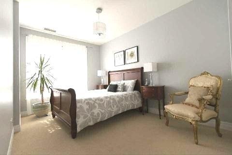 427 - 20 Burkebrook Pl, Condo with 1 bedrooms, 2 bathrooms and 1 parking in Toronto ON | Image 4