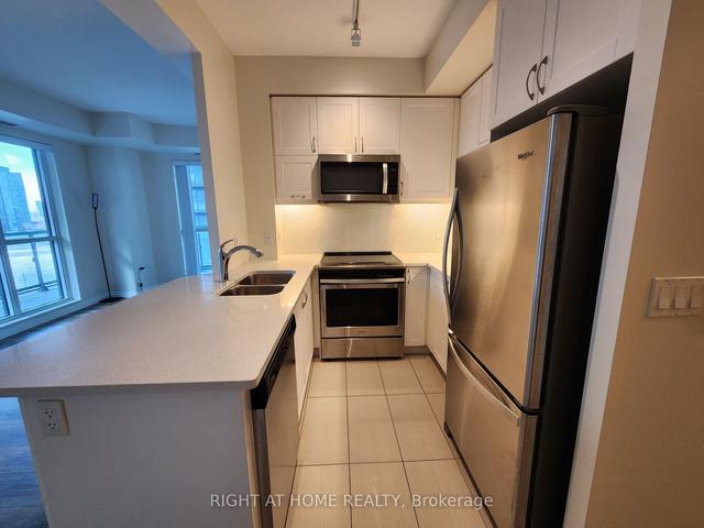 1205 - 39 Annie Craig Dr, Condo with 1 bedrooms, 1 bathrooms and 1 parking in Toronto ON | Image 32