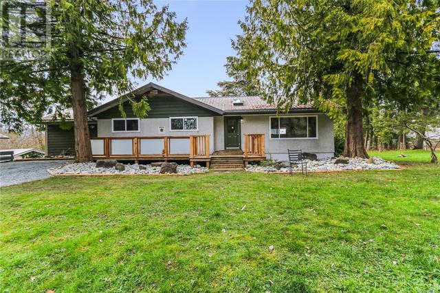 4840 Wilson Rd, House detached with 9 bedrooms, 5 bathrooms and 8 parking in Cowichan Valley E BC | Image 3