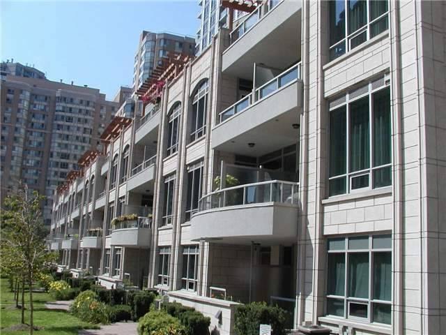 Th 10 - 761 Bay St, Townhouse with 3 bedrooms, 4 bathrooms and 2 parking in Toronto ON | Image 1