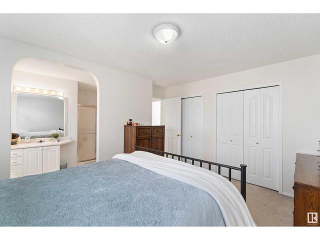 9815 180a Av Nw, House detached with 4 bedrooms, 2 bathrooms and null parking in Edmonton AB | Image 30