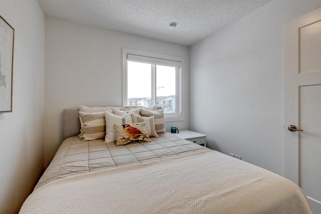 3944 202 Avenue Se, Home with 3 bedrooms, 2 bathrooms and 2 parking in Calgary AB | Image 18