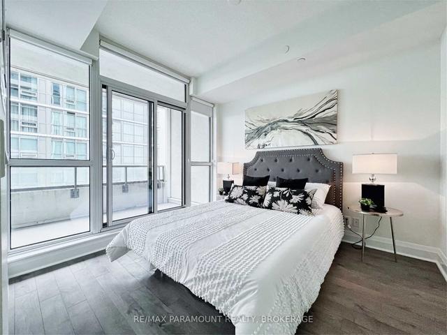 701 - 17 Zorra St, Condo with 1 bedrooms, 1 bathrooms and 0 parking in Toronto ON | Image 14