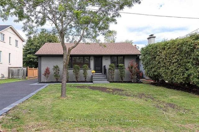 257 Maurice Dr, House detached with 3 bedrooms, 2 bathrooms and 7 parking in Oakville ON | Image 1