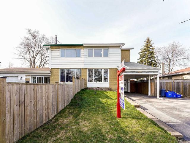 1324 Poprad Ave, House semidetached with 3 bedrooms, 2 bathrooms and 5 parking in Pickering ON | Card Image