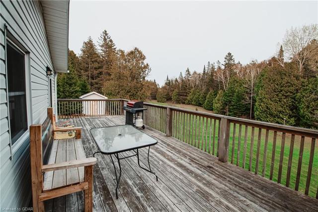 7328 6 Highway, House detached with 3 bedrooms, 2 bathrooms and null parking in Northern Bruce Peninsula ON | Image 31