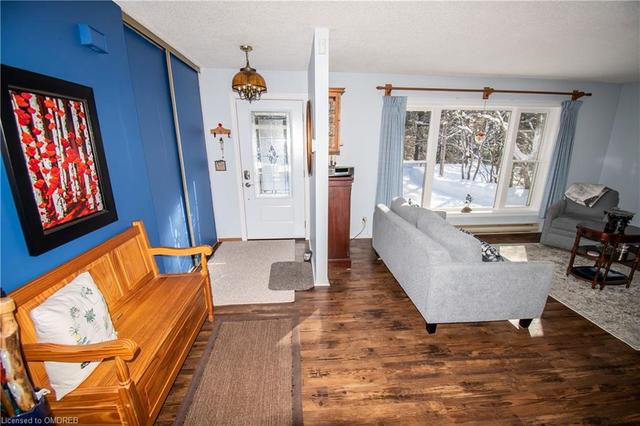224 Stephenson 4 Road W, House detached with 3 bedrooms, 1 bathrooms and null parking in Huntsville ON | Image 9
