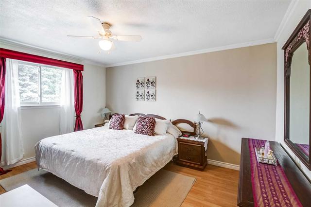 2379 Duncaster Dr, House detached with 3 bedrooms, 2 bathrooms and 3 parking in Burlington ON | Image 4