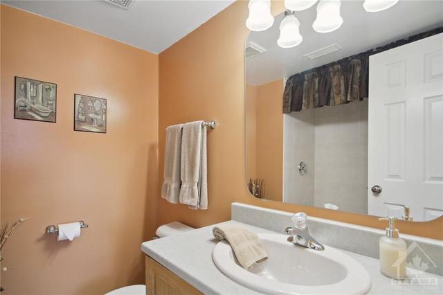 2nd bedroom 3 piece ensuite with shower/tub combo | Image 26