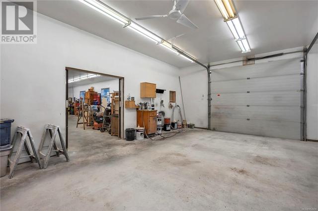Workshop 30’ Wide x 70’ Long – 10’ Height | Image 80