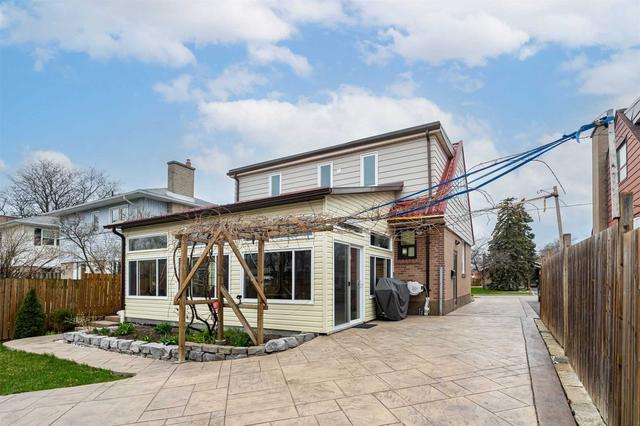 7 Lagos Rd, House detached with 4 bedrooms, 3 bathrooms and 6 parking in Toronto ON | Image 25